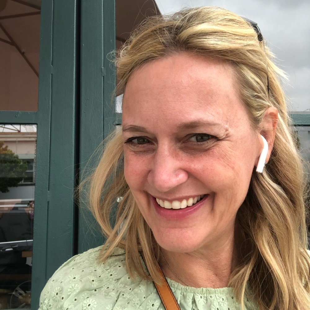 Meet your Posher, Carolyn